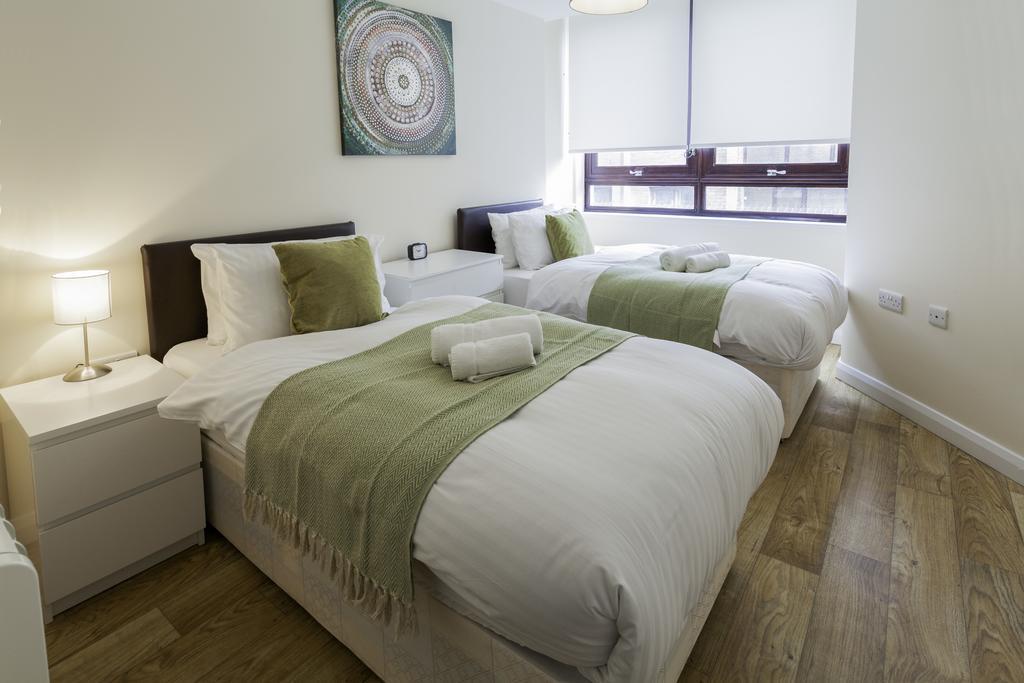 Castle Point Apartments Southampton Premier Lodge Kültér fotó