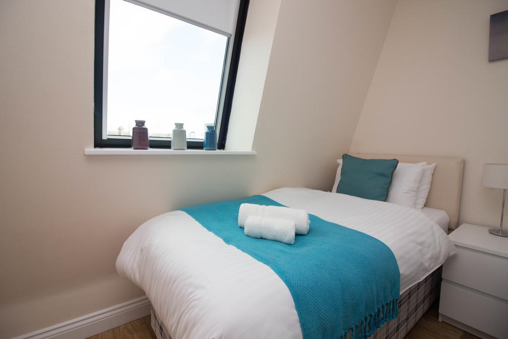 Castle Point Apartments Southampton Premier Lodge Kültér fotó