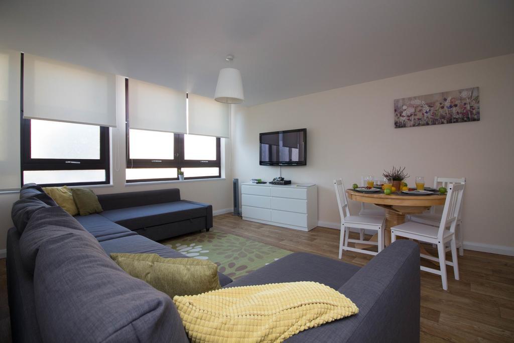 Castle Point Apartments Southampton Premier Lodge Kültér fotó
