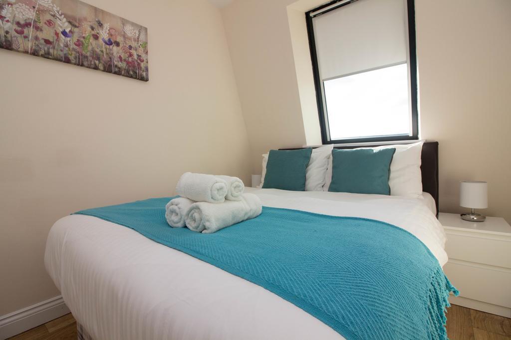 Castle Point Apartments Southampton Premier Lodge Kültér fotó