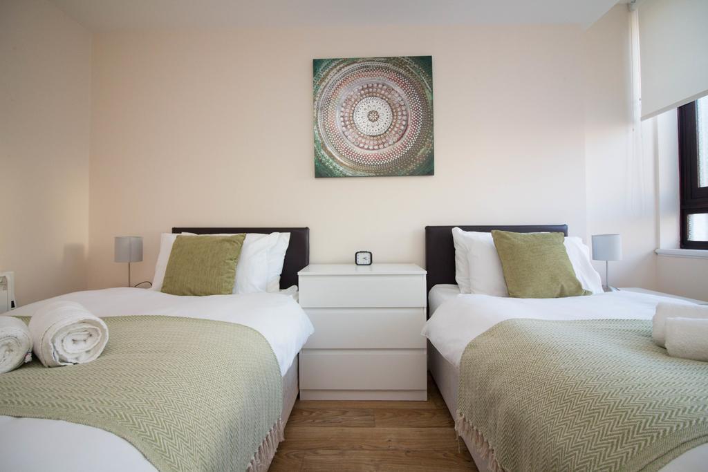 Castle Point Apartments Southampton Premier Lodge Kültér fotó