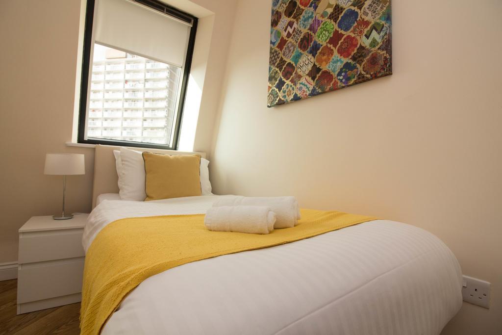 Castle Point Apartments Southampton Premier Lodge Kültér fotó