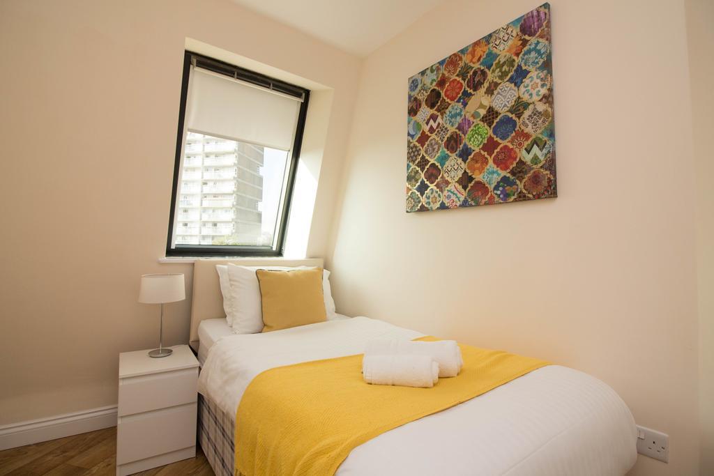 Castle Point Apartments Southampton Premier Lodge Kültér fotó