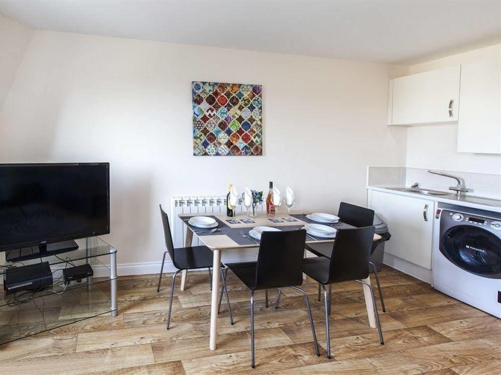 Castle Point Apartments Southampton Premier Lodge Kültér fotó